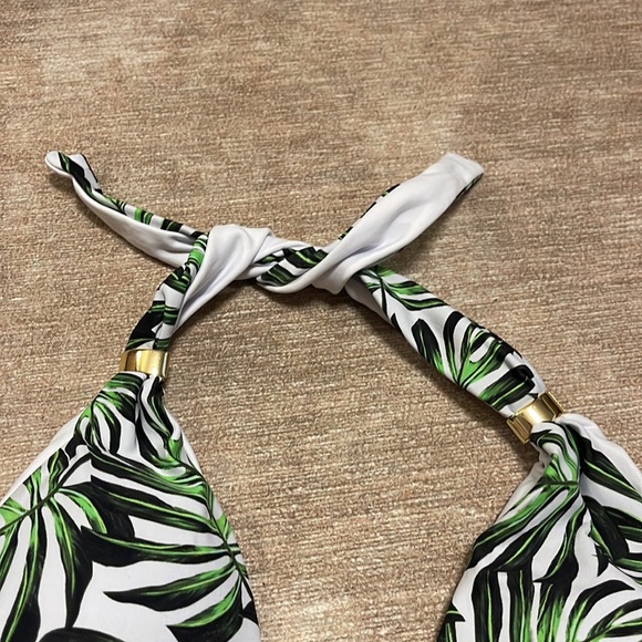 Zoew White Thong Bottom and Triangular Top Tropical Palm Print. Never worn! - Picture 6 of 14